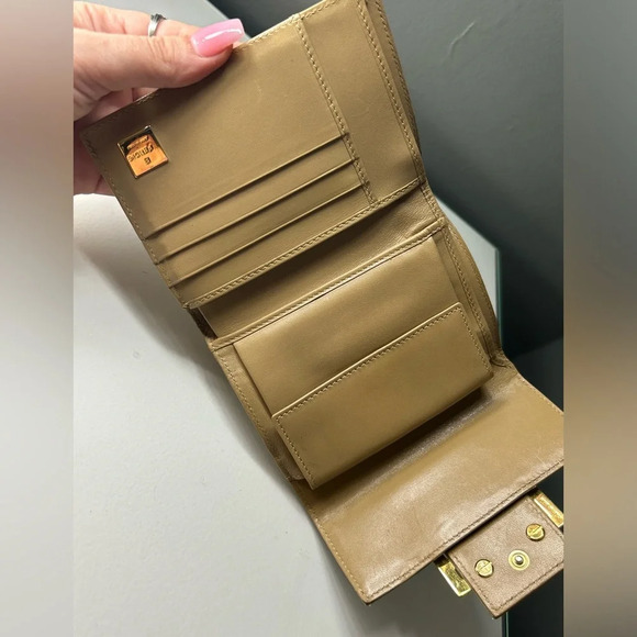 Fendi Zucca Turquoise Compact Wallet 2270-31098-018 - Picture 2 of 8